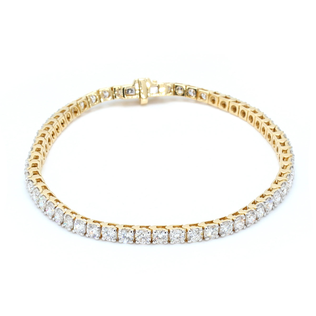 Round Diamond Tennis Bracelets For Women Crafted in 14K Gold