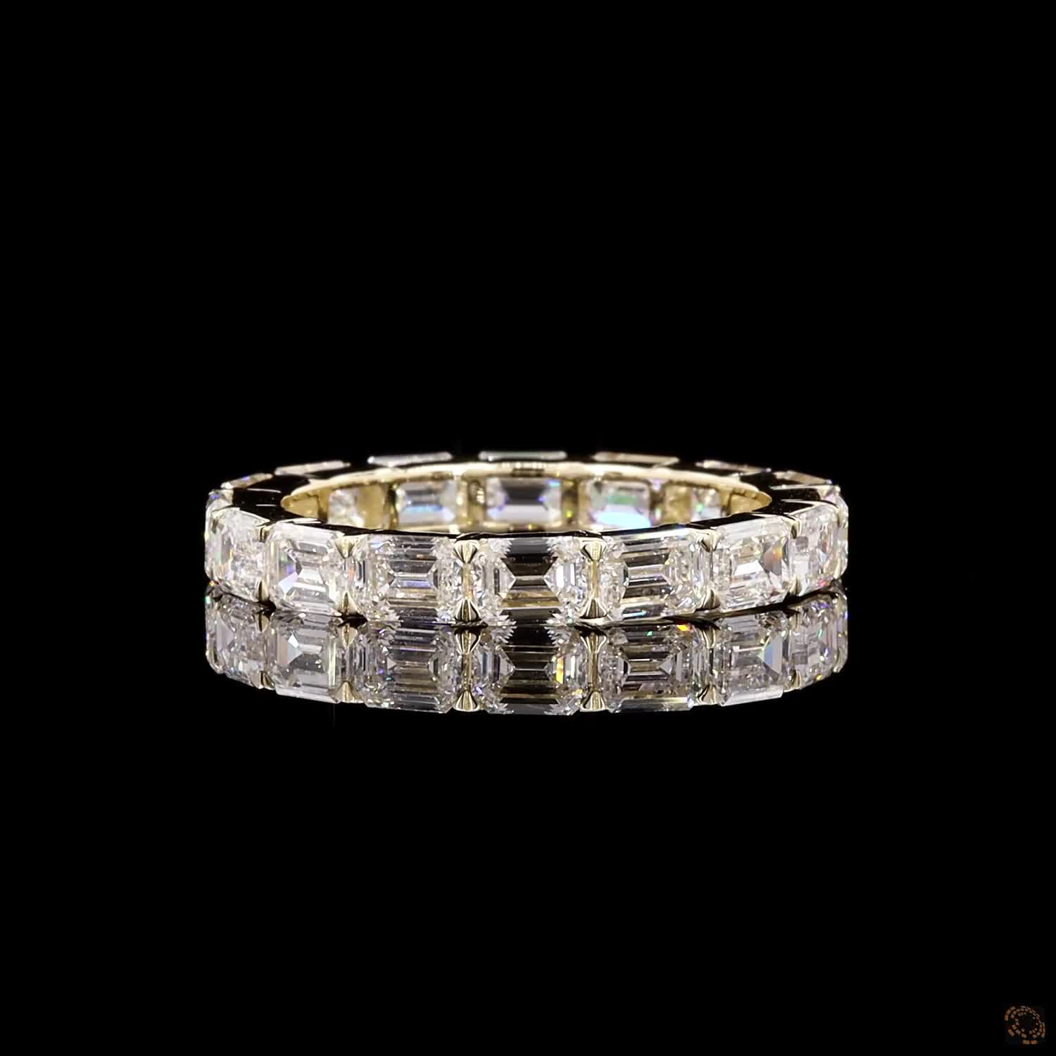 Emerald East West Full Eternity Ring in 4K Gold