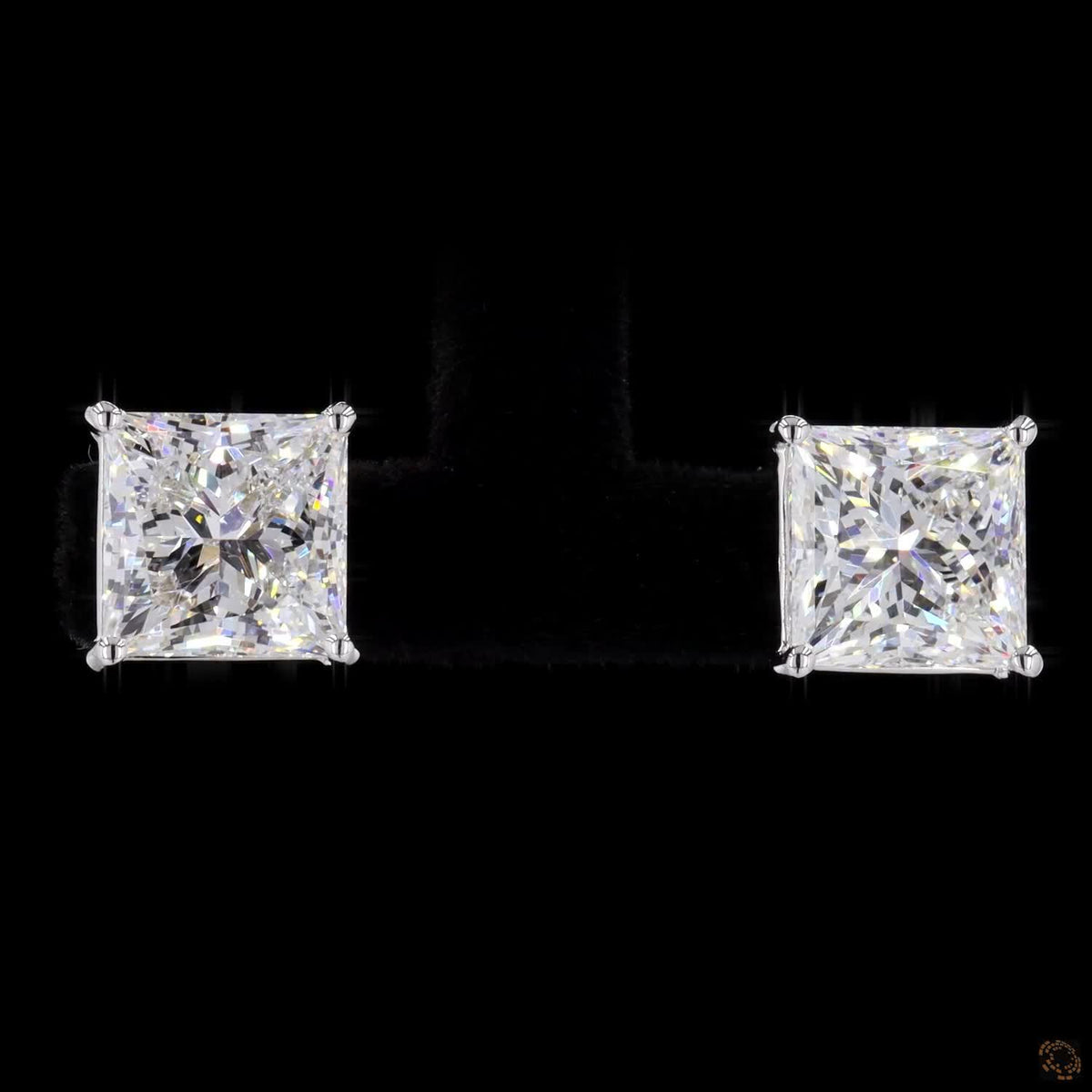 Princess Diamond Push Back Stud Earring in 14K Gold - Lab Grown Diamond