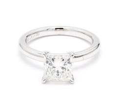 1.0-2.0Ct IGI Certified Lab Diamonds Solitaire Engagement Ring For Her, Crafted in 14K Gold