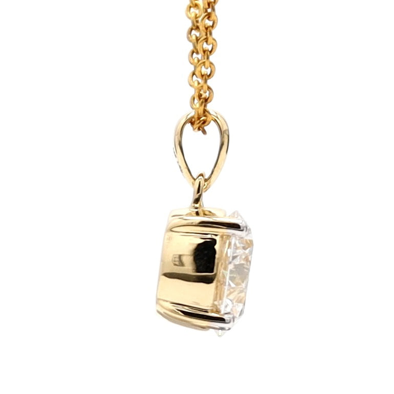 Round Diamond Solitaire Pendant For Girls and Women Crafted in 14K Gold